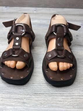Re/Done Brown Leather Gladiator Sandal Women Size 4.5 / 35 tire sole